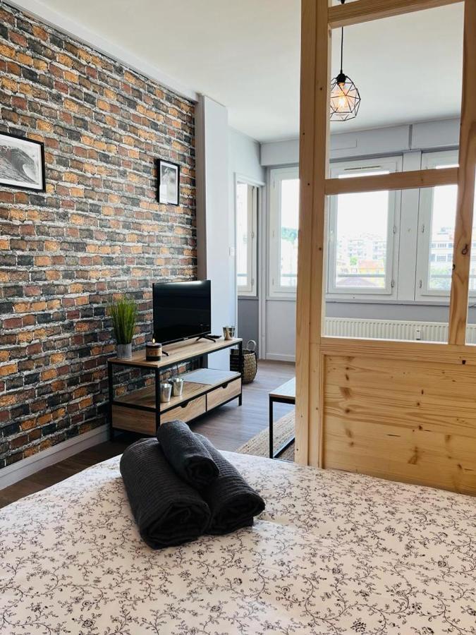 Espace 500 - Cosy, Wifi & Vue Sur La Ville Saint-Etienne  Exterior photo